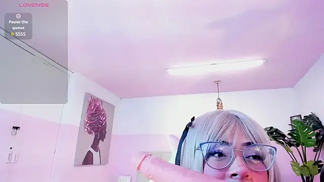 Snapshot of Red_lady chatting on February 21, 3:56 am Red lady online show from February 21, 3:56 am