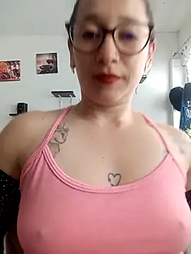 emilypoppy3 online show from February 26, 7:02 pm