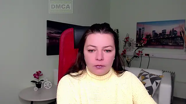 Lily flower7 online show from December 4, 4:55 am