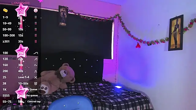 rosedewitt online show from February 20, 2:13 pm