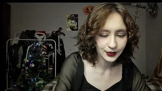 JoannaTompson online show from December 26, 12:57 am