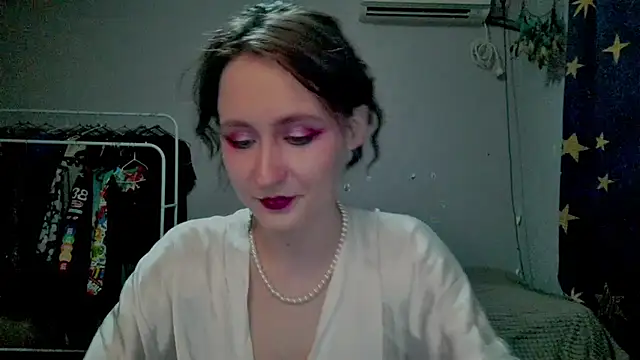 JoannaTompson online show from July 22, 11:40 pm