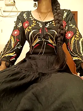 Snapshot of Ruchi-34 chatting on February 3, 1:04 am Ruchi-34 online show from February 3, 1:04 am