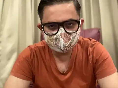 Snapshot of slavekinky001 chatting on October 5, 7:01 pm slavekinky001 online show from October 5, 7:01 pm