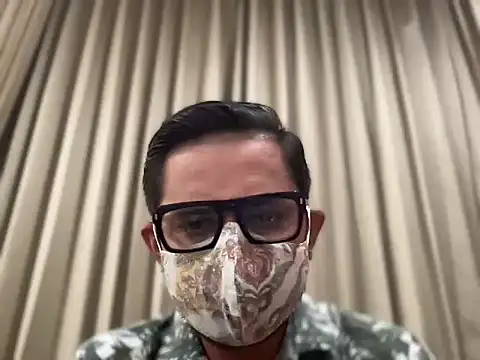 slavekinky001 online show from April 12, 6:57 pm