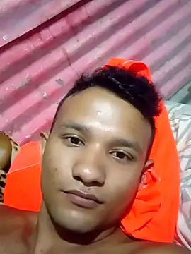 Snapshot of brayan7132 chatting on September 20, 4:57 am brayan7132 online show from September 20, 4:57 am