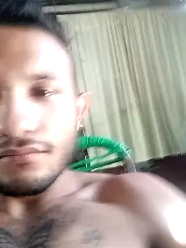 Snapshot of brayan7132 chatting on May 8, 5:18 pm brayan7132 online show from May 8, 5:18 pm