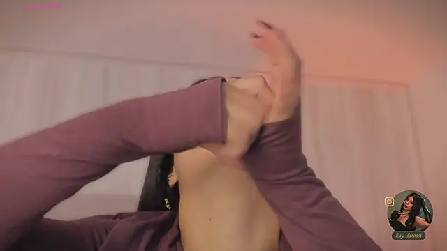 kaylarossi online show from April 10, 8:02 pm