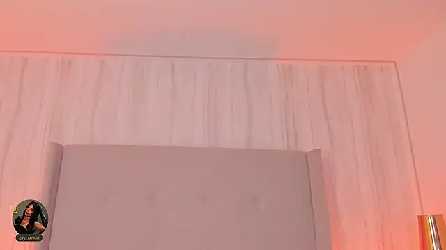 kaylarossi online show from May 9, 8:25 pm