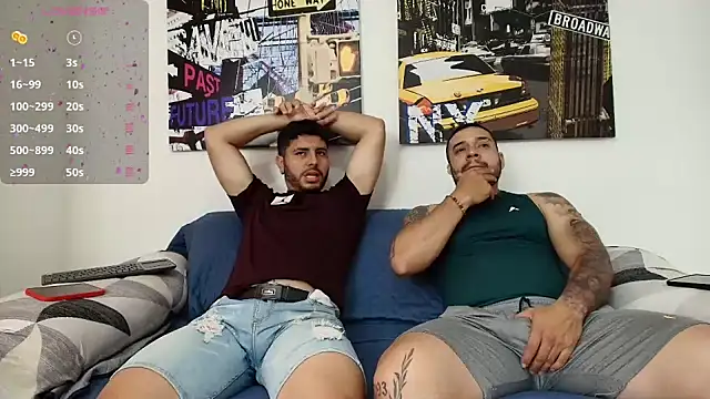 Snapshot of hott_dicks chatting on December 18, 9:29 pm hott dicks online show from December 18, 9:29 pm