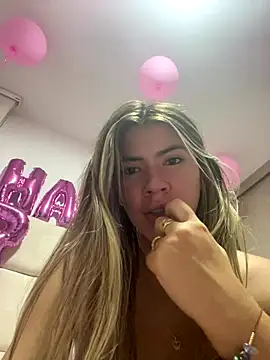 Leah Prada online show from September 20, 10:44 pm