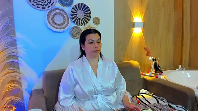 martina foxy  online show from January 17, 11:59 am