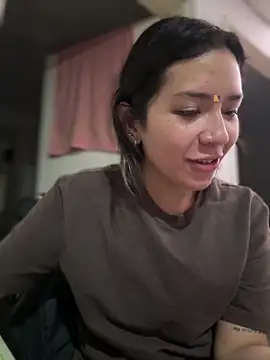 Mila Morgan online show from November 14, 3:00 pm