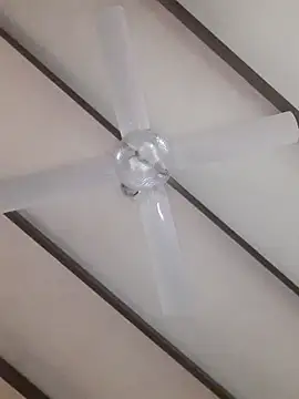 Snapshot of TuBandi2 chatting on November 11, 9:48 pm TuBandi2 online show from November 11, 9:48 pm