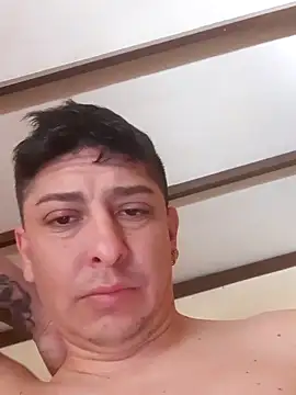 Snapshot of TuBandi2 chatting on November 12, 11:54 am TuBandi2 online show from November 12, 11:54 am