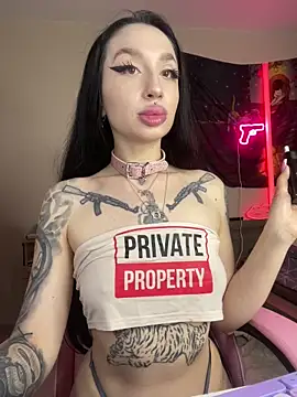 Molly  Moon online show from May 29, 3:04 am