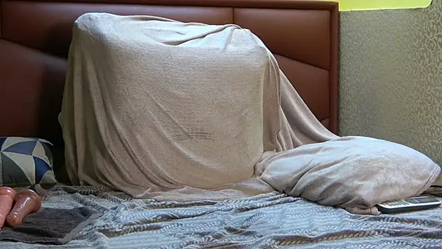 DanicaMoore online show from February 26, 2:49 pm