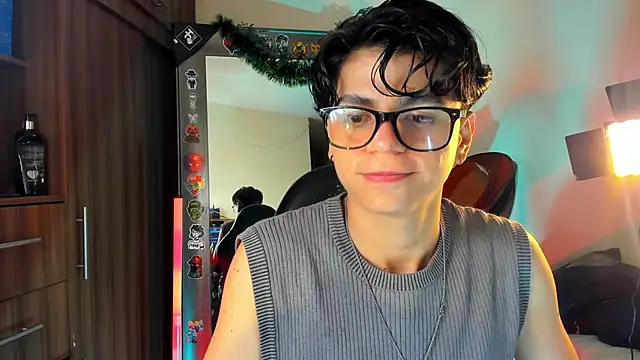 marckalexis online show from February 5, 1:10 am