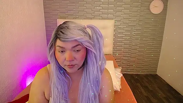 Snapshot of Cuckold_lover69 chatting on January 2, 8:24 pm Cuckold lover69 online show from January 2, 8:24 pm