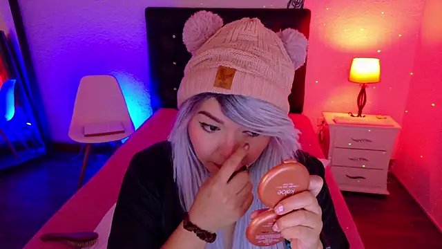 Snapshot of Cuckold_lover69 chatting on January 23, 3:58 am Cuckold lover69 online show from January 23, 3:58 am