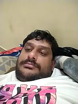 Snapshot of sri995955 chatting on December 24, 4:30 pm sri995955 online show from December 24, 4:30 pm