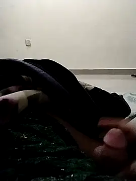 Snapshot of sri995955 chatting on February 1, 5:16 pm sri995955 online show from February 1, 5:16 pm