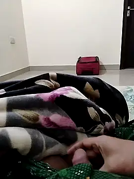 Snapshot of sri995955 chatting on February 2, 10:24 am sri995955 online show from February 2, 10:24 am