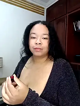 Snapshot of XMara chatting on January 24, 7:49 pm XMara online show from January 24, 7:49 pm