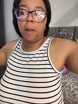 XMara online show from March 26, 3:39 pm