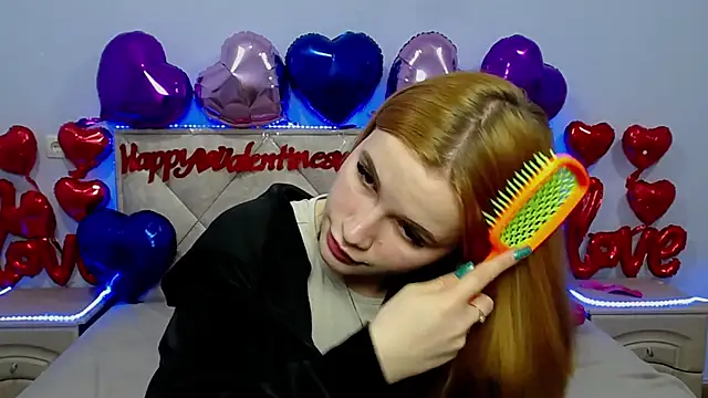 Snapshot of MargaritaKiss chatting on February 2, 2:17 am MargaritaKiss online show from February 2, 2:17 am