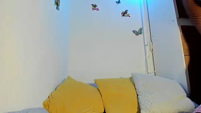Mila-yang online show from May 29, 3:26 am