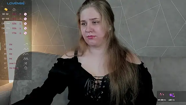 Snapshot of Megan_Violer chatting on January 29, 6:39 pm Megan Violer online show from January 29, 6:39 pm