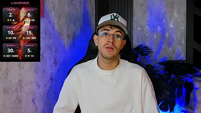 CodyWalkerR online show from May 23, 5:39 pm