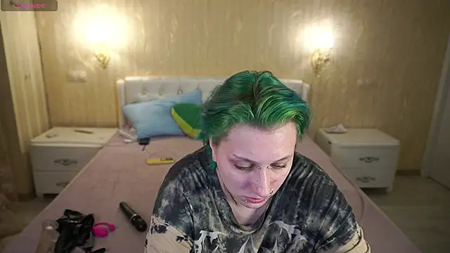 LunaaMayy online show from March 3, 4:35 pm