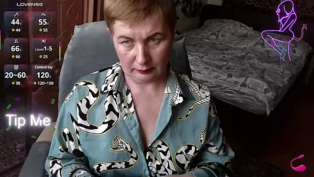 NicoleOlla online show from March 6, 9:03 am