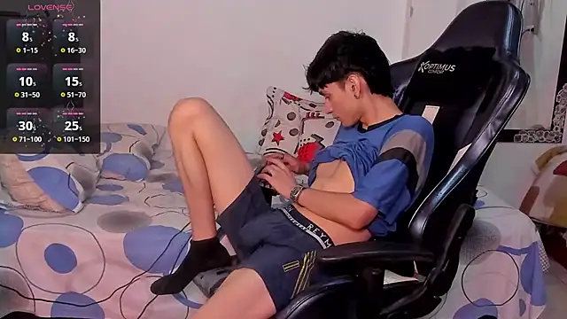 cute diego  online show from October 3, 10:40 pm