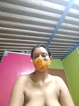 Snapshot of SuperSexyJaneman chatting on July 12, 6:37 am SuperSexyJaneman online show from July 12, 6:37 am