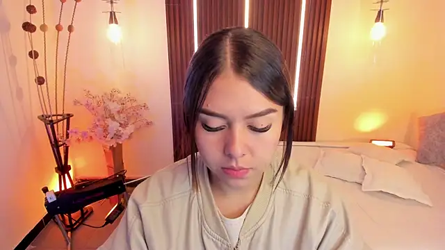 ArianaBaker online show from April 29, 12:53 pm