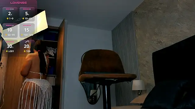 lola  sweetx online show from April 14, 11:38 am