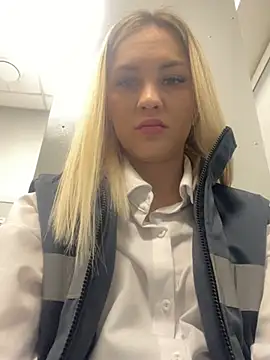 Snapshot of DreamGirl-777 chatting on January 24, 4:16 am DreamGirl-777 online show from January 24, 4:16 am