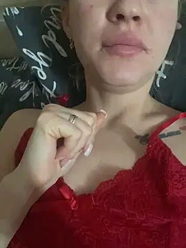 Snapshot of DreamGirl-777 chatting on February 7, 5:41 am DreamGirl-777 online show from February 7, 5:41 am