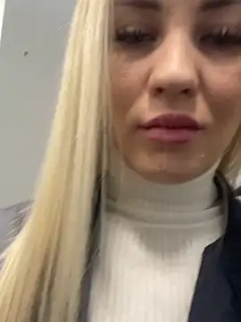 Snapshot of DreamGirl-777 chatting on February 20, 3:45 am DreamGirl-777 online show from February 20, 3:45 am