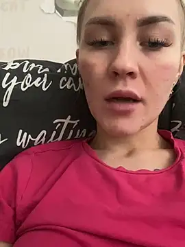 Snapshot of DreamGirl-777 chatting on March 3, 8:16 am DreamGirl-777 online show from March 3, 8:16 am