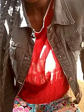 Swirly blac online show from April 1, 6:25 am