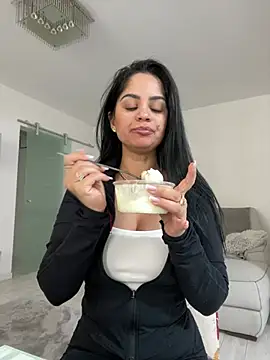  adelle online show from March 19, 12:09 pm