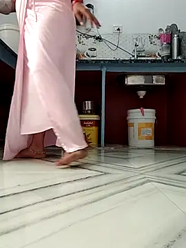 Snapshot of Archna-ji chatting on September 15, 5:18 am Archna-ji online show from September 15, 5:18 am