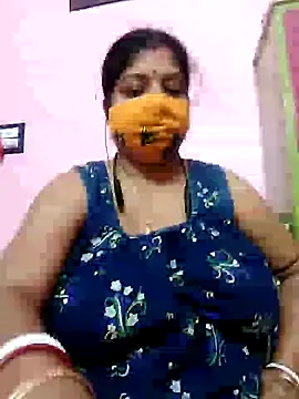 Snapshot of Kayra_34 chatting on February 10, 6:03 pm Kayra 34 online show from February 10, 6:03 pm
