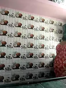 Snapshot of Kayra_34 chatting on February 11, 6:40 am Kayra 34 online show from February 11, 6:40 am