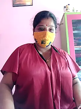 Snapshot of Kayra_34 chatting on February 17, 6:09 am Kayra 34 online show from February 17, 6:09 am