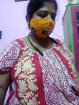 Snapshot of Kayra_34 chatting on February 17, 4:37 pm Kayra 34 online show from February 17, 4:37 pm